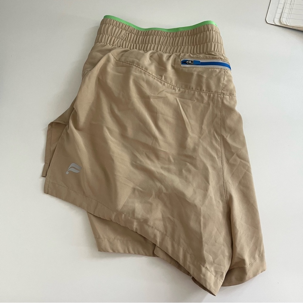 Fabletics Womens Breathe Mid Rise run shorts XL tan neon green running shorts